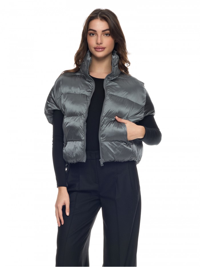 Sleeveless puffer 