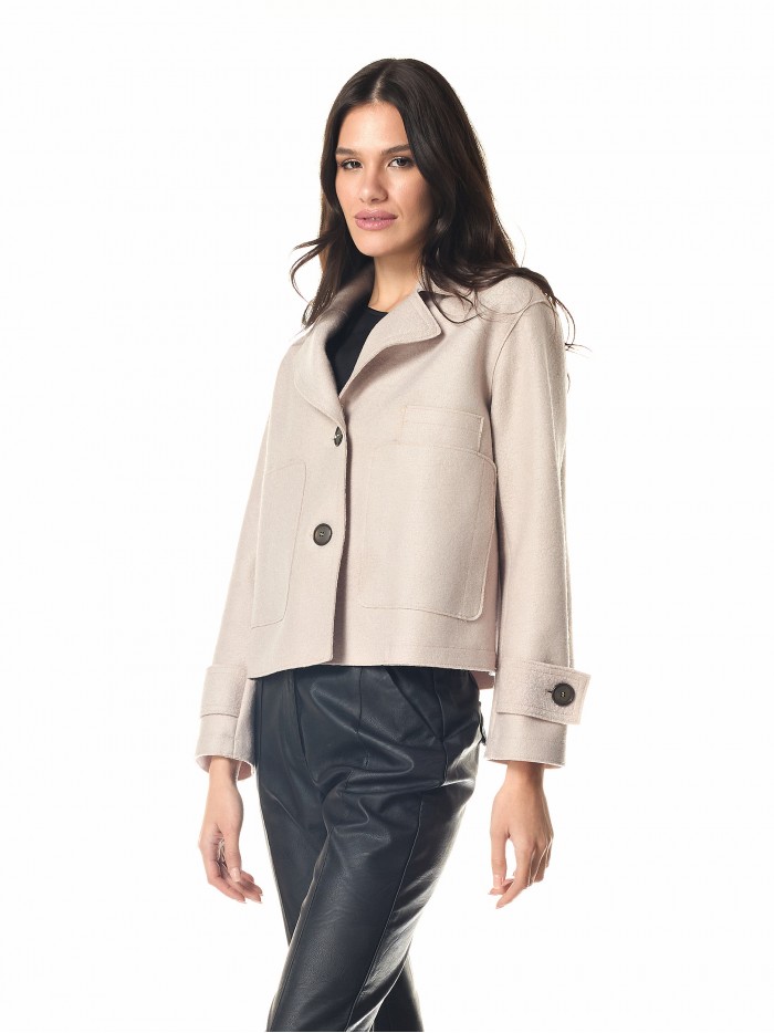 Jacket in a  straight line  