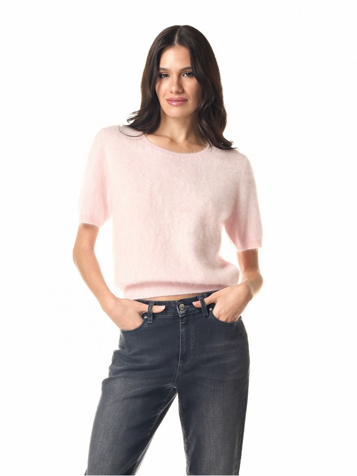 Cropped knitwear 