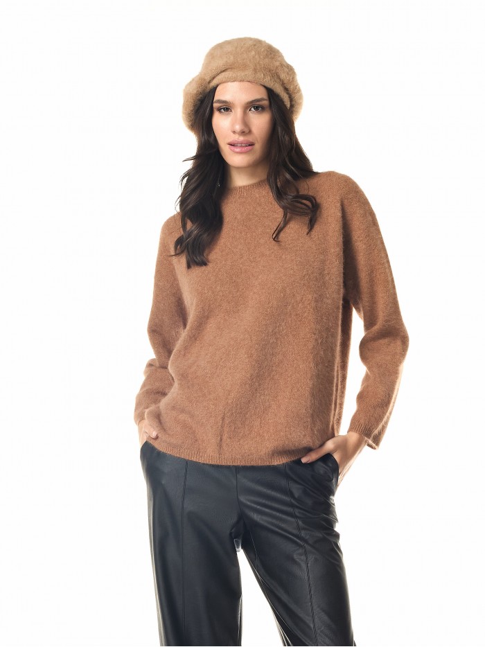 Round neck knitwear 