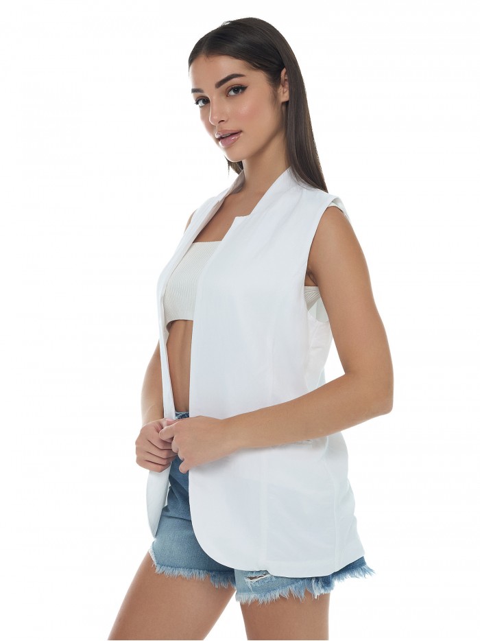 Sleeveless jacket  